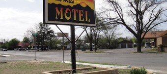 The Hills Motel