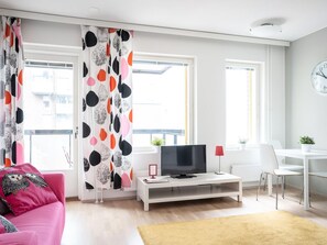 Living area - Kotimaailma Apartments Tampere (Tampere)