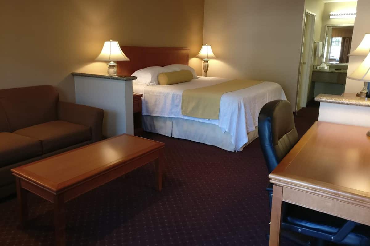 Standard Room, 1 King Bed