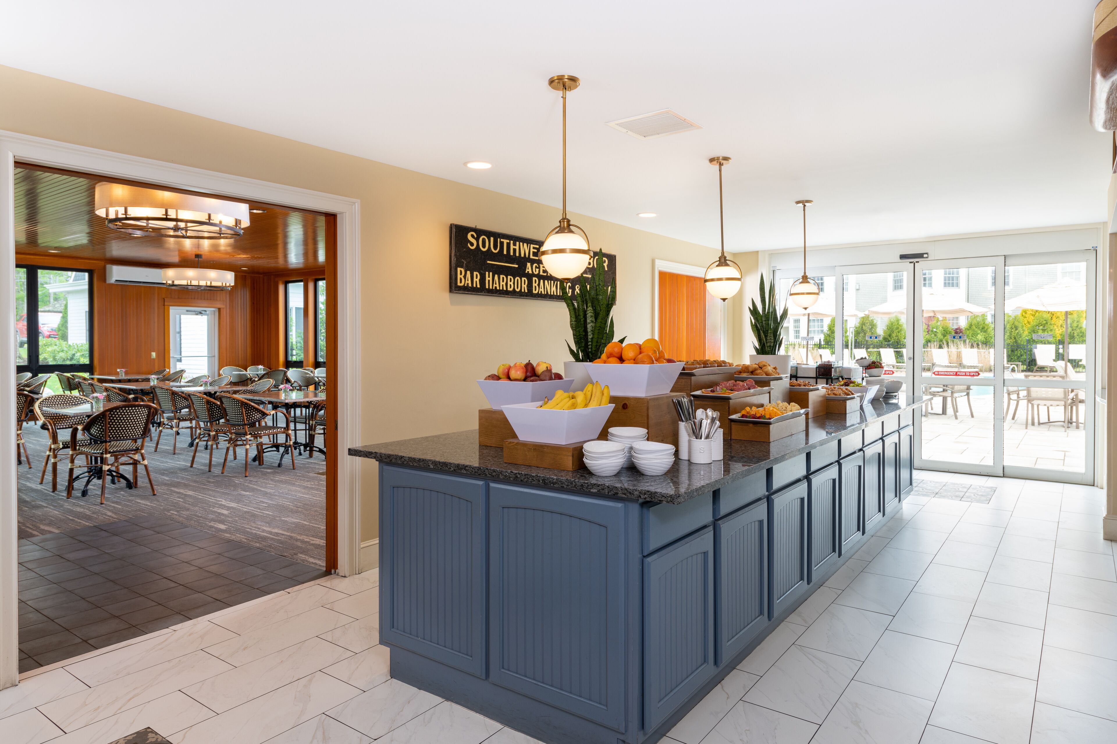 Kontinental frukost varje dag mot avgift