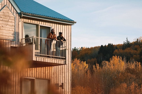 Battures Hotel Fjord Saguenay