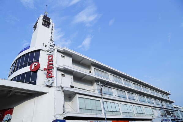 Exterior - d'primahotel Medan (Medan)