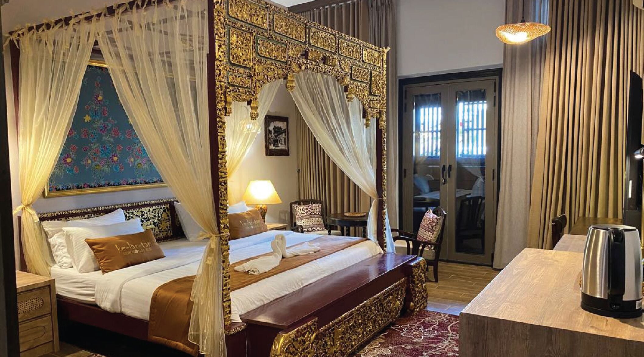 Premium bedding, down duvets, free minibar, free WiFi