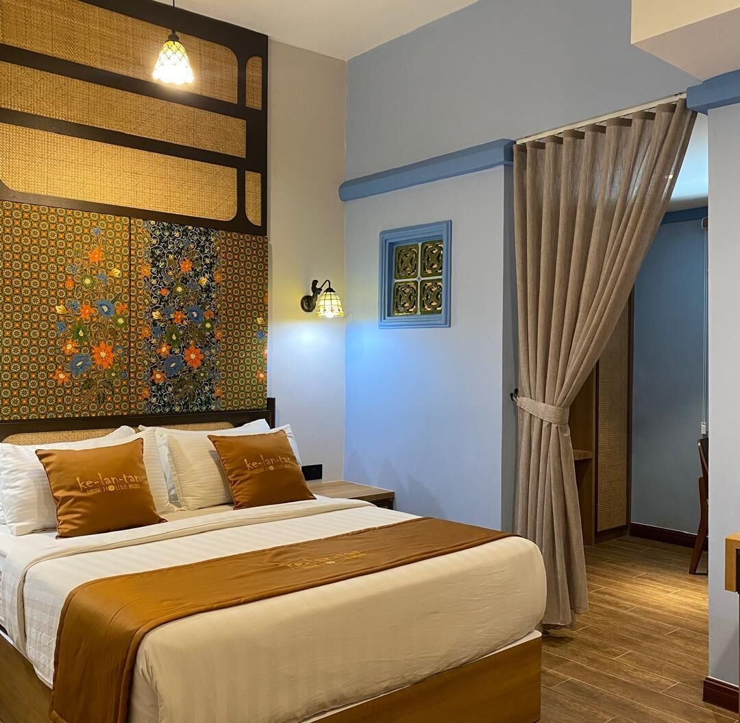 Leisure Suite  | Premium bedding, down comforters, free minibar, free WiFi