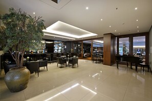 Bar (on property) - Le Privilège Mont Blanc (Ribeirão Preto)