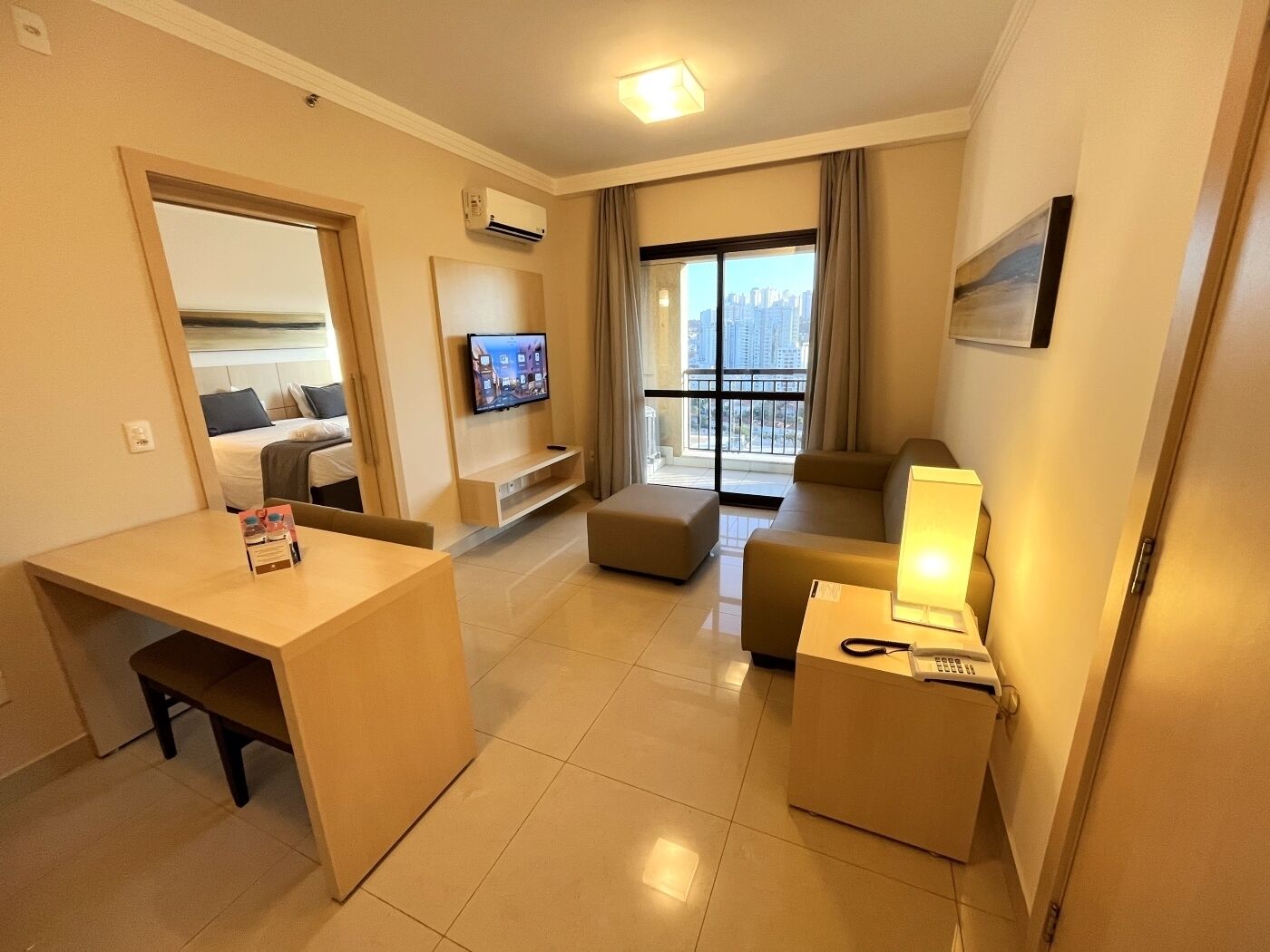 42-inch led tv with digital channels