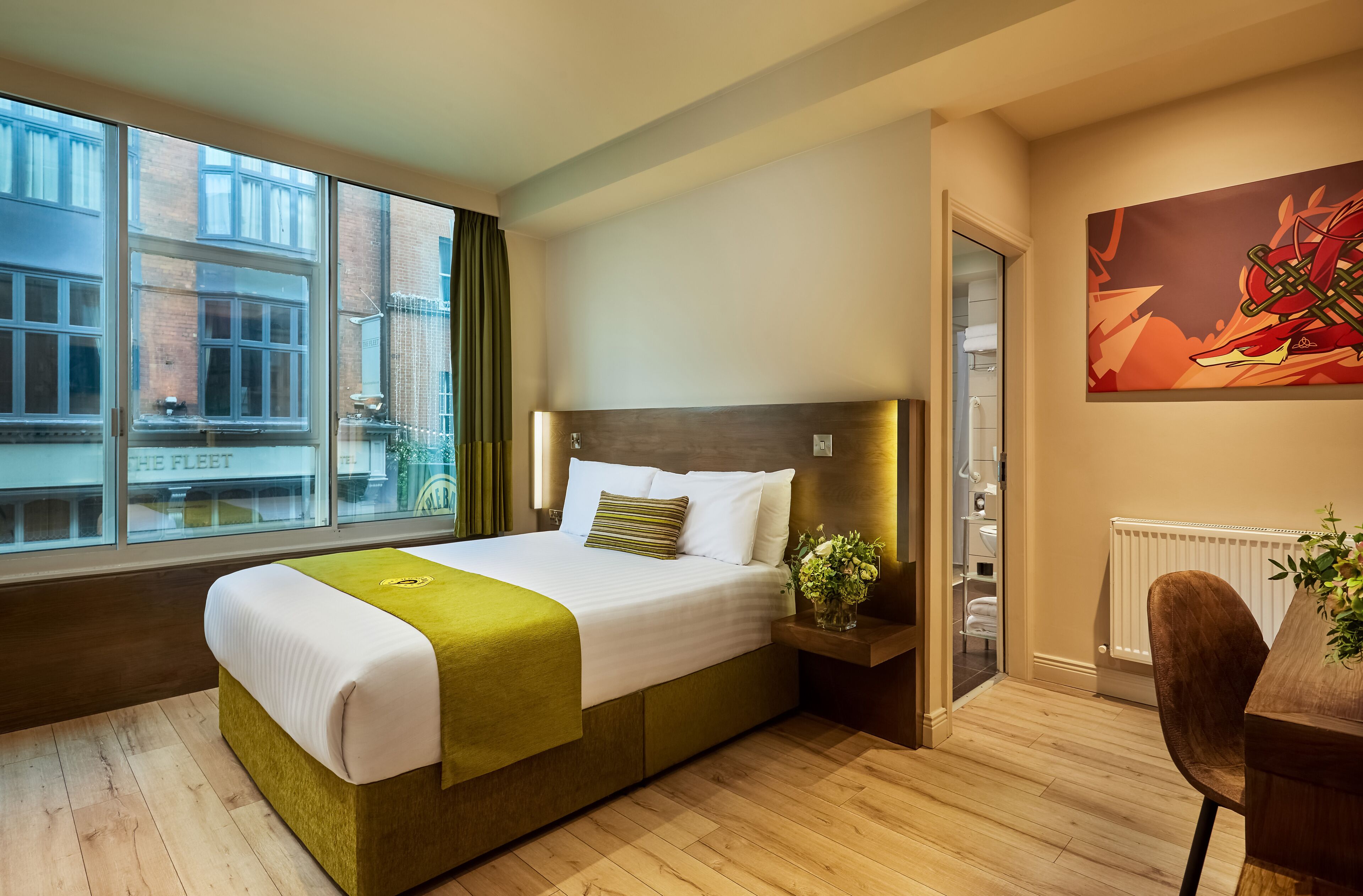 classic double room | minibar, in-room safe, desk, blackout curtains