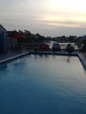 Udendørs pool, liggestole