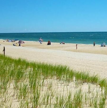 Beach nearby. Fenwick Islander Motel