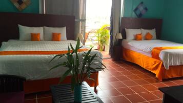 Quarto (Large 4) | Frigobar, Wi-Fi de cortesia, roupa de cama