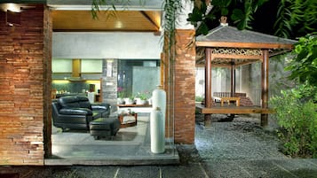 Deluxe Villa, 1 Bedroom, Private Pool | Terrace/patio