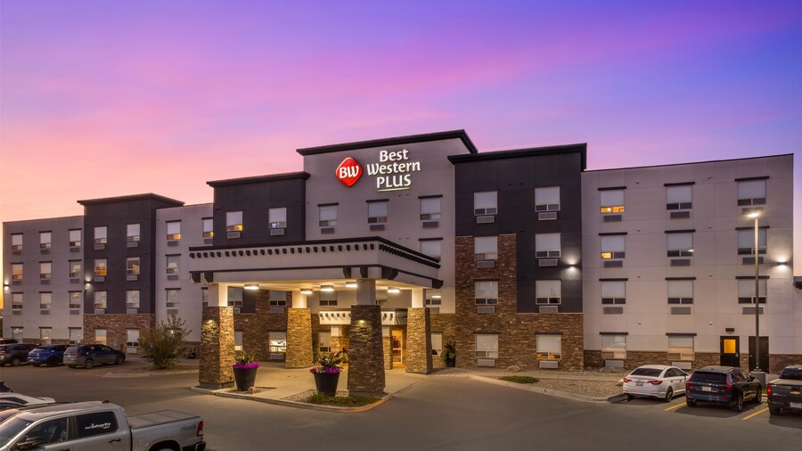 Best Western Plus Service Inn & Suites