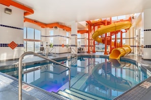 Una piscina techada