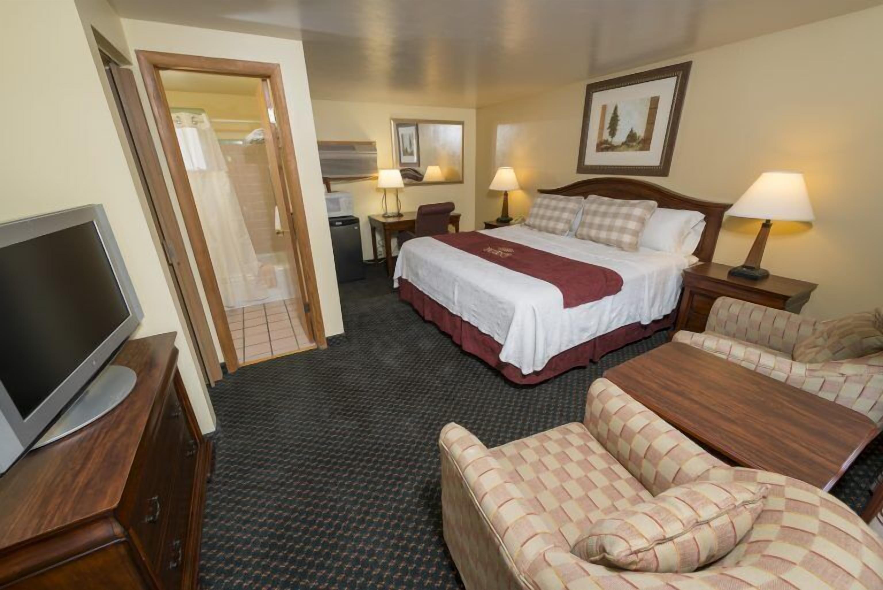 Desk, iron/ironing board, free cribs/infant beds, rollaway beds