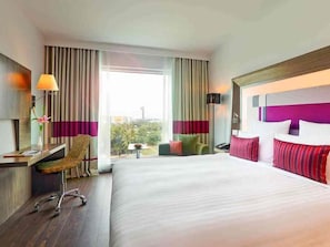 Chambre supérieure, 1 très grand lit | Literie de qualité, couette en duvet, coffre-fort, décor unique