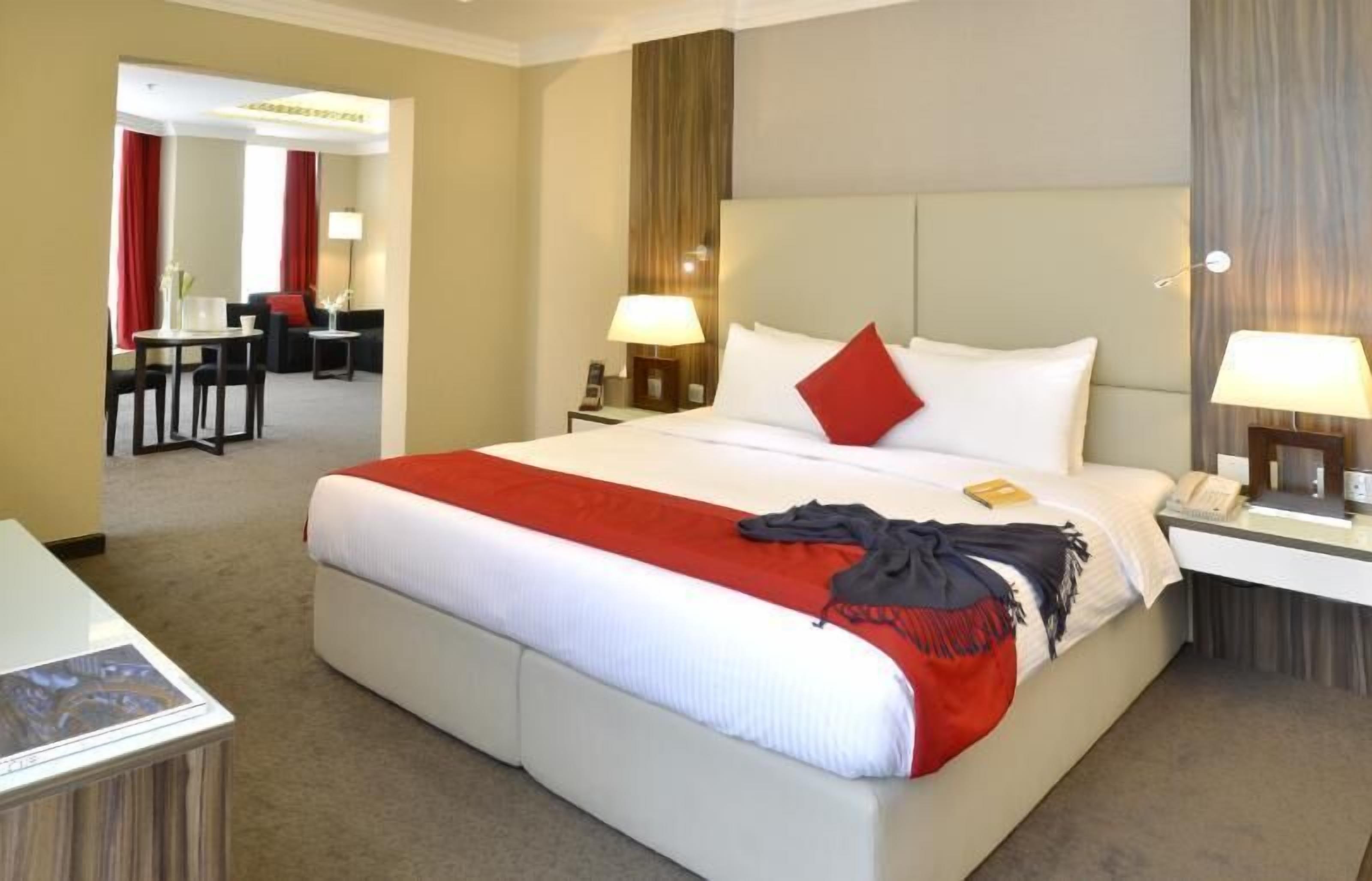 Articles gratuits dans le mini-bar, coffres-forts dans les chambres