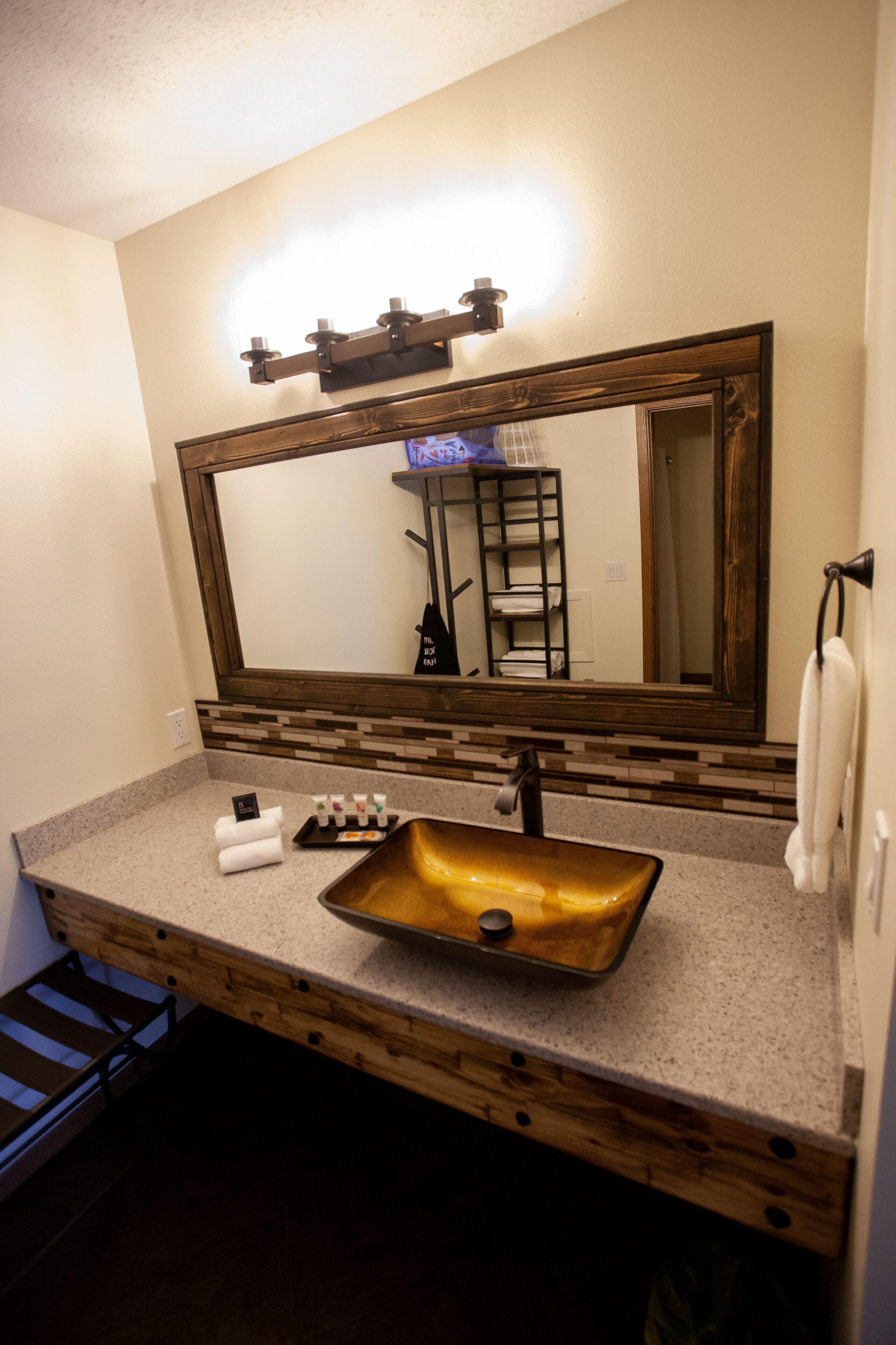 deluxe room, 2 queen beds | bathroom | combined shower/bathtub, designer toiletries, hair dryer, towels