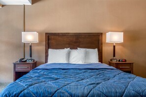Standard Room, 1 Queen Bed, Non Smoking
