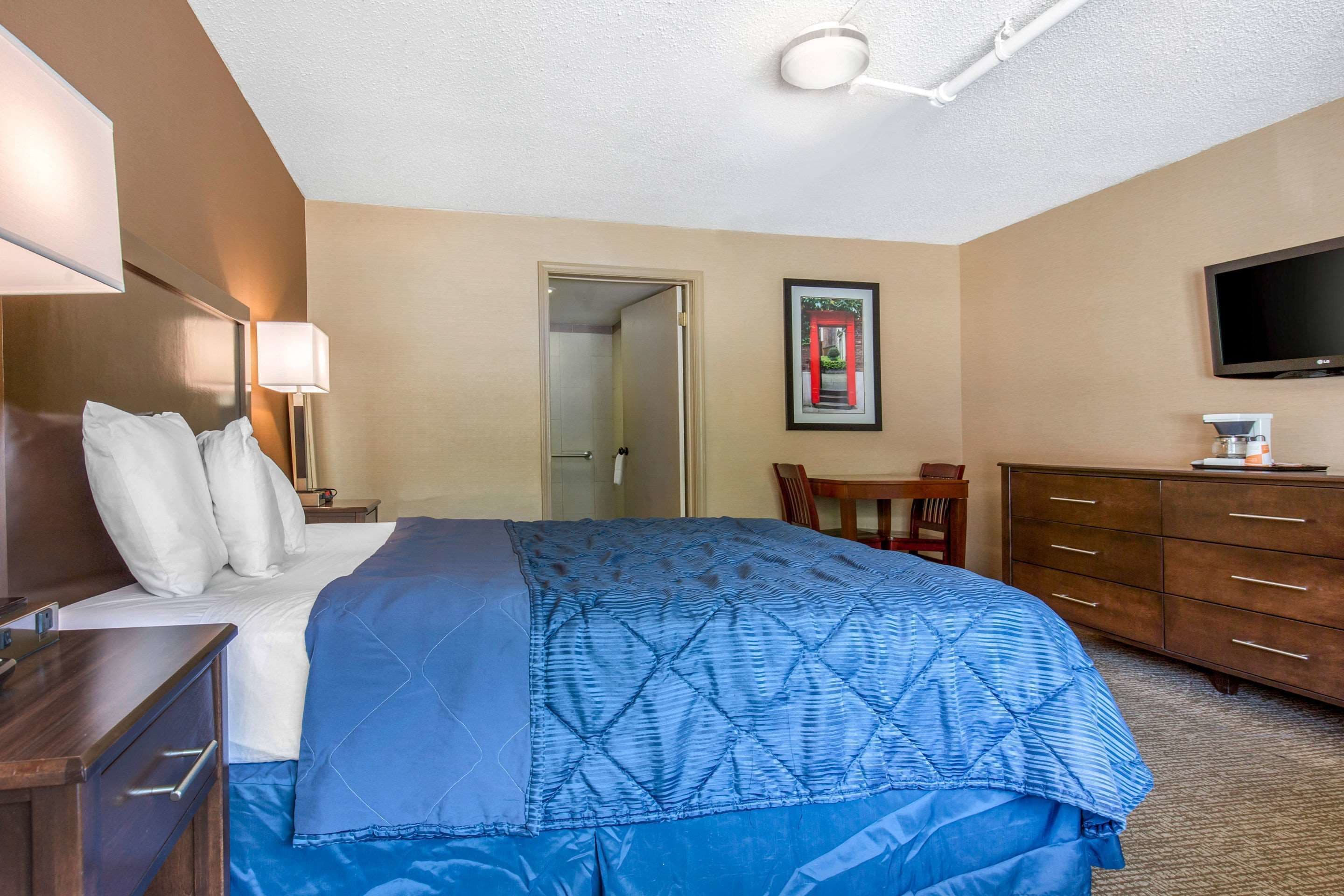 Photo - Rodeway Inn Chicago North Shore - Lincolnwood