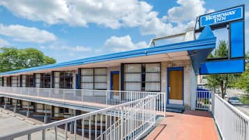 บริเวณภายนอก