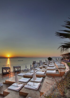 الإطلالة من المنشأة