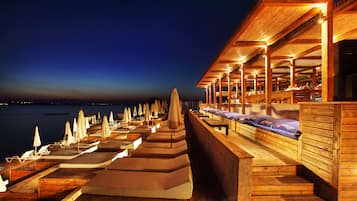 Sundeck