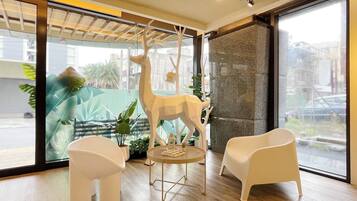 Kawasan tempat duduk lobi