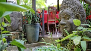 Garden - Forest King Hotel (Siem Reap)