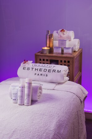 Sauna, body treatments, facials