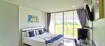 Phet Cha-am Plaza & Resort