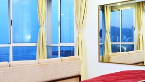 Penthouse, 2 chambres | Salle de séjour