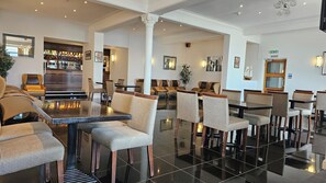 Bar (en el alojamiento)