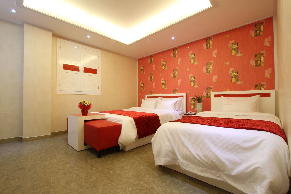 Phòng 2 giường đơn Deluxe | Bàn, truy cập Internet không dây miễn phí