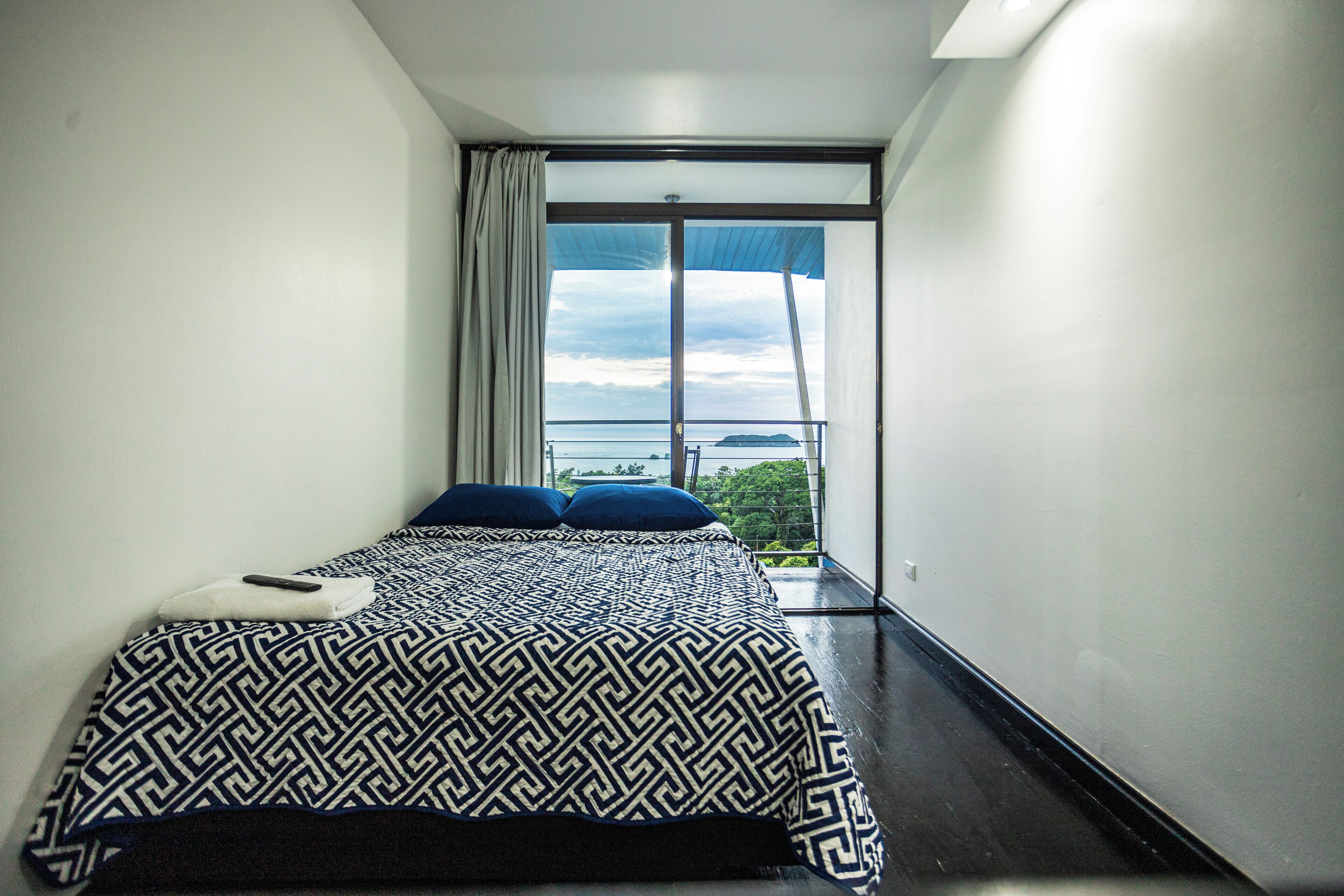 Photo - El Faro Containers Beach Hotel