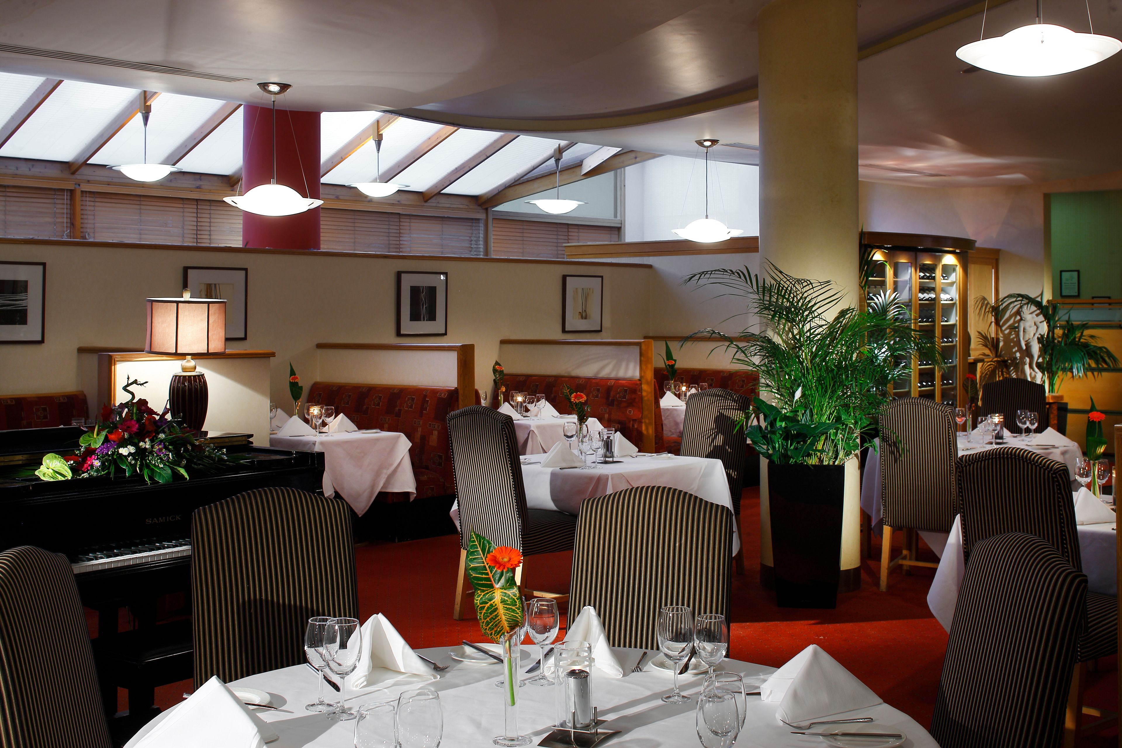 daily full breakfast (eur 12.95 per person)