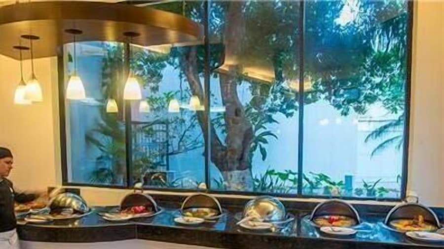 Continental Caribe Bay