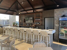 Poolside bar