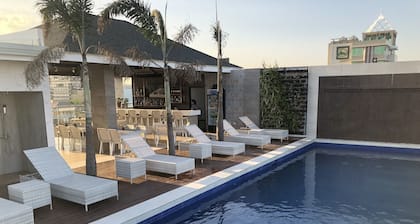 Apollonia Royale Hotel