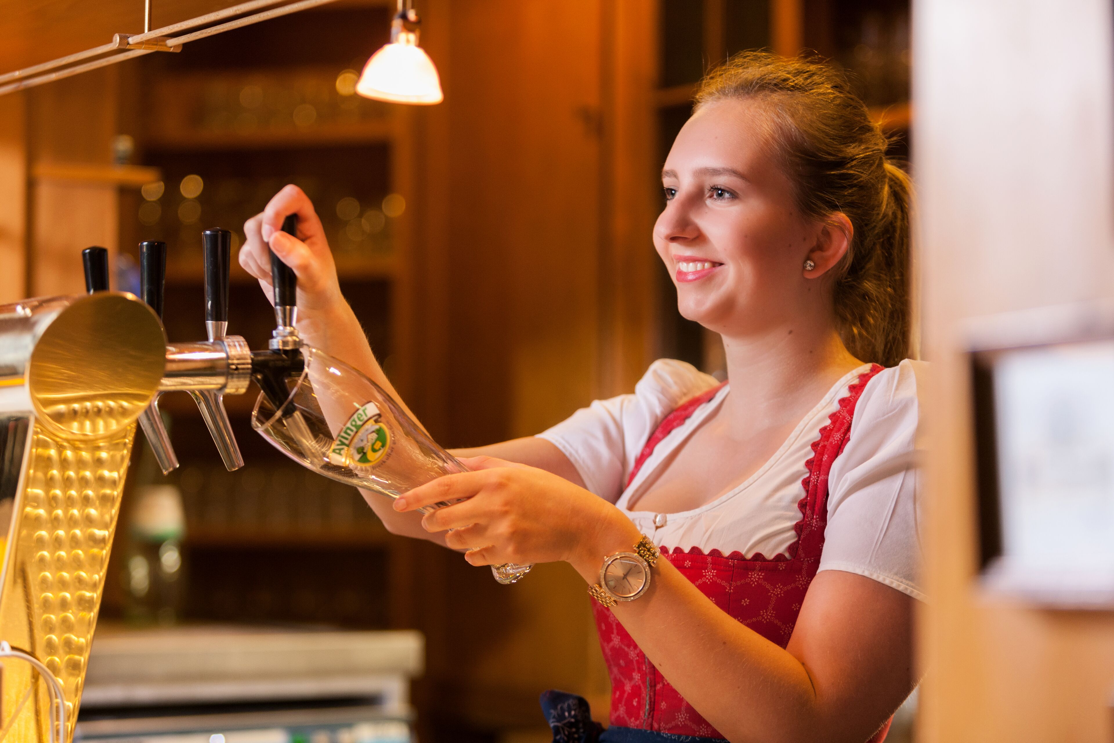 dinner served, regional cuisine, al fresco dining