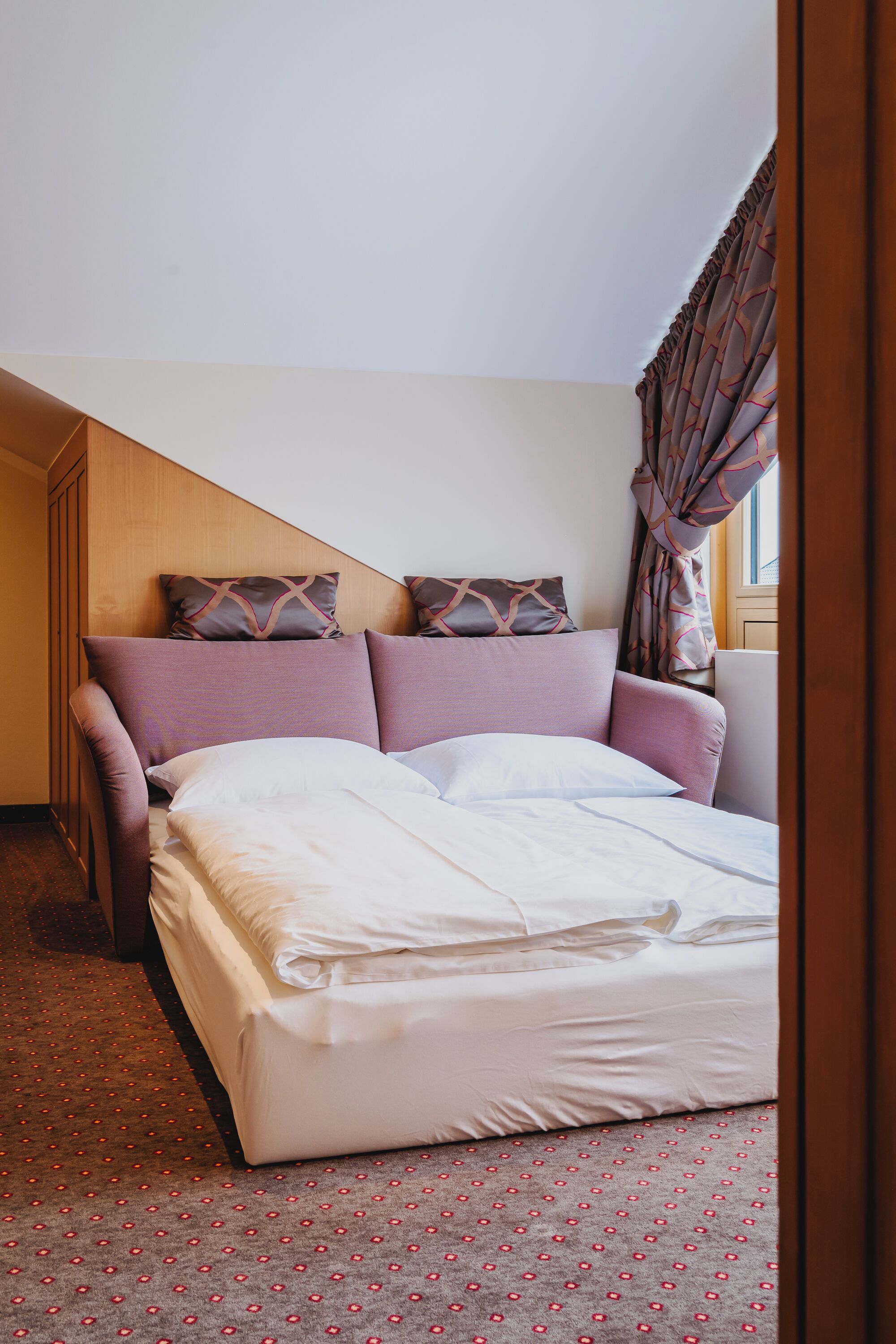 quadruple room | hypo-allergenic bedding, minibar, in-room safe, individually decorated