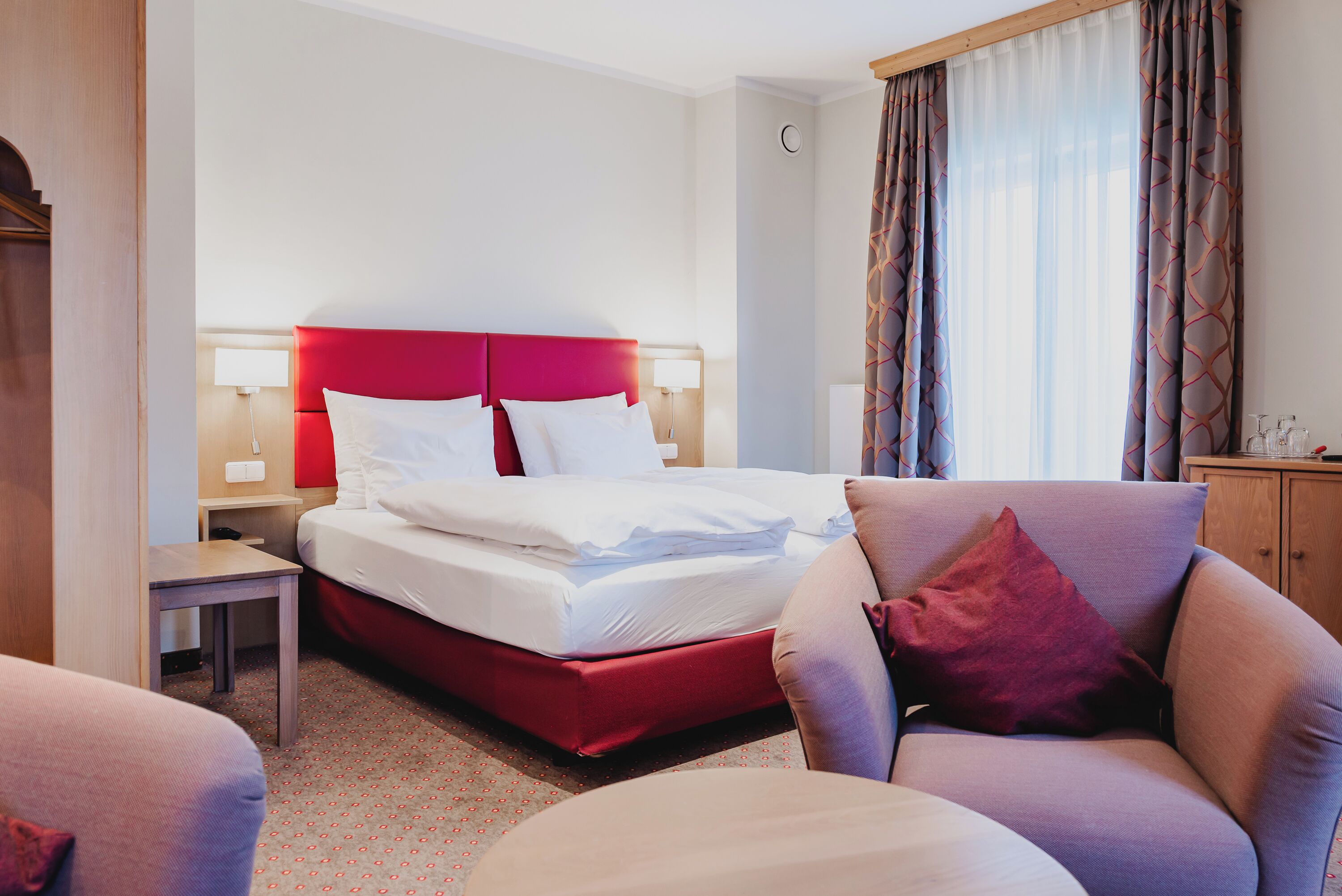 Studio | Allergikerbettwaren, Minibar, Zimmersafe, individuell dekoriert