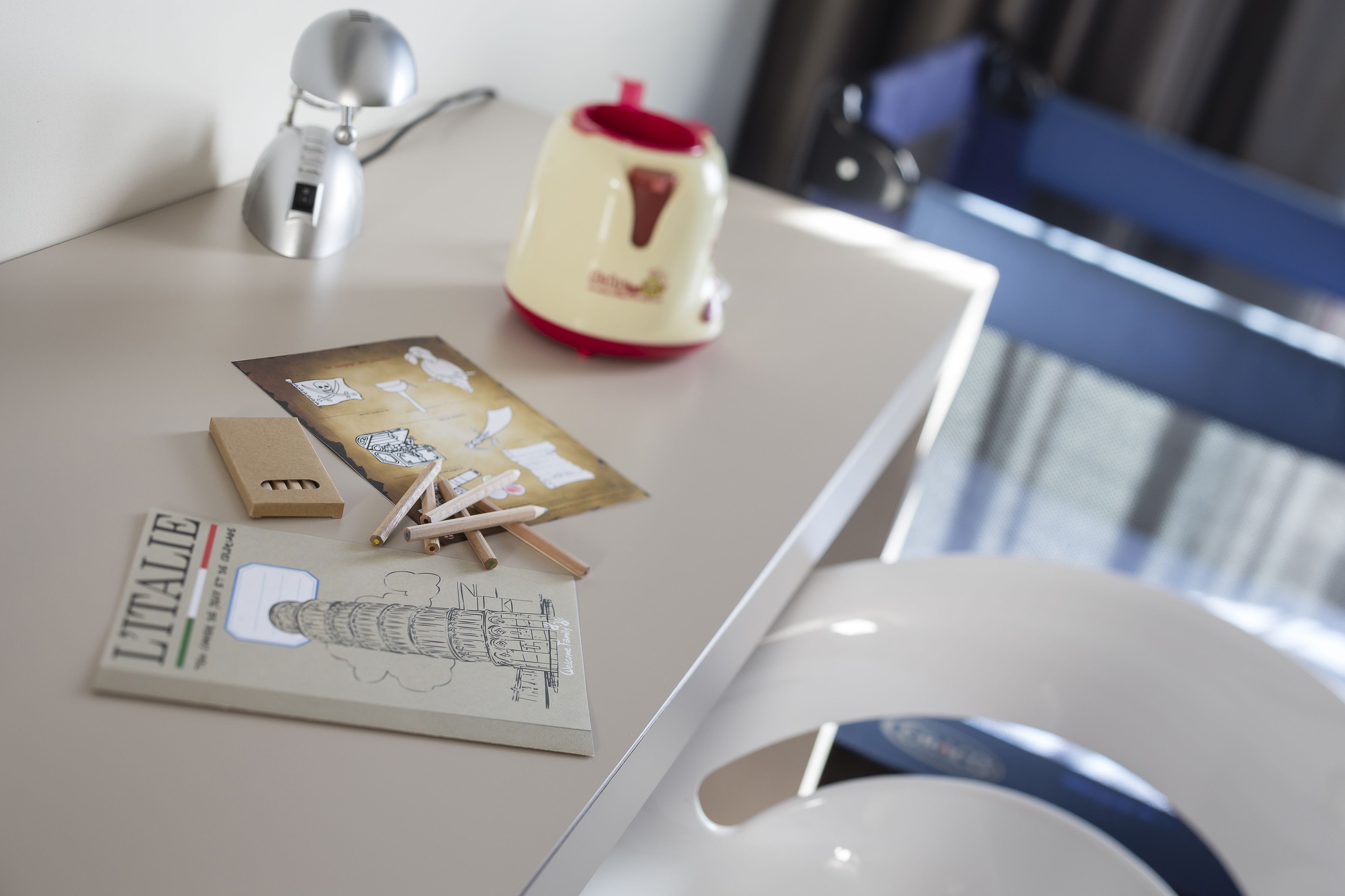 standard room | hypo-allergenic bedding, in-room safe, desk, blackout curtains