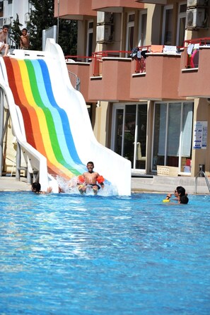 Waterslide - Lara Hadrianus Hotel (Antalya)