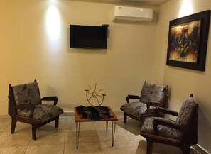 LCD TV - El Patio Suites II (Guayaquil)