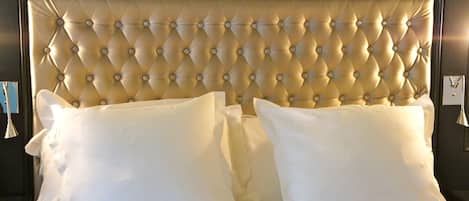 Pillowtop-Betten, schallisolierte Zimmer, kostenloses WLAN, BettwÀsche