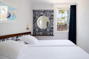 Apartment, 1 Bedroom (High Floor, 1 adult) | In-room safe, travel crib, free WiFi, bed sheets