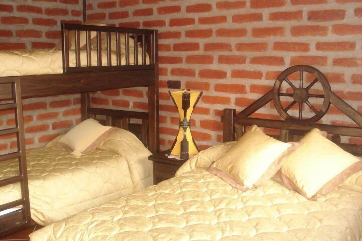 standard room | desk, iron/ironing board, free cots/infant beds, rollaway beds