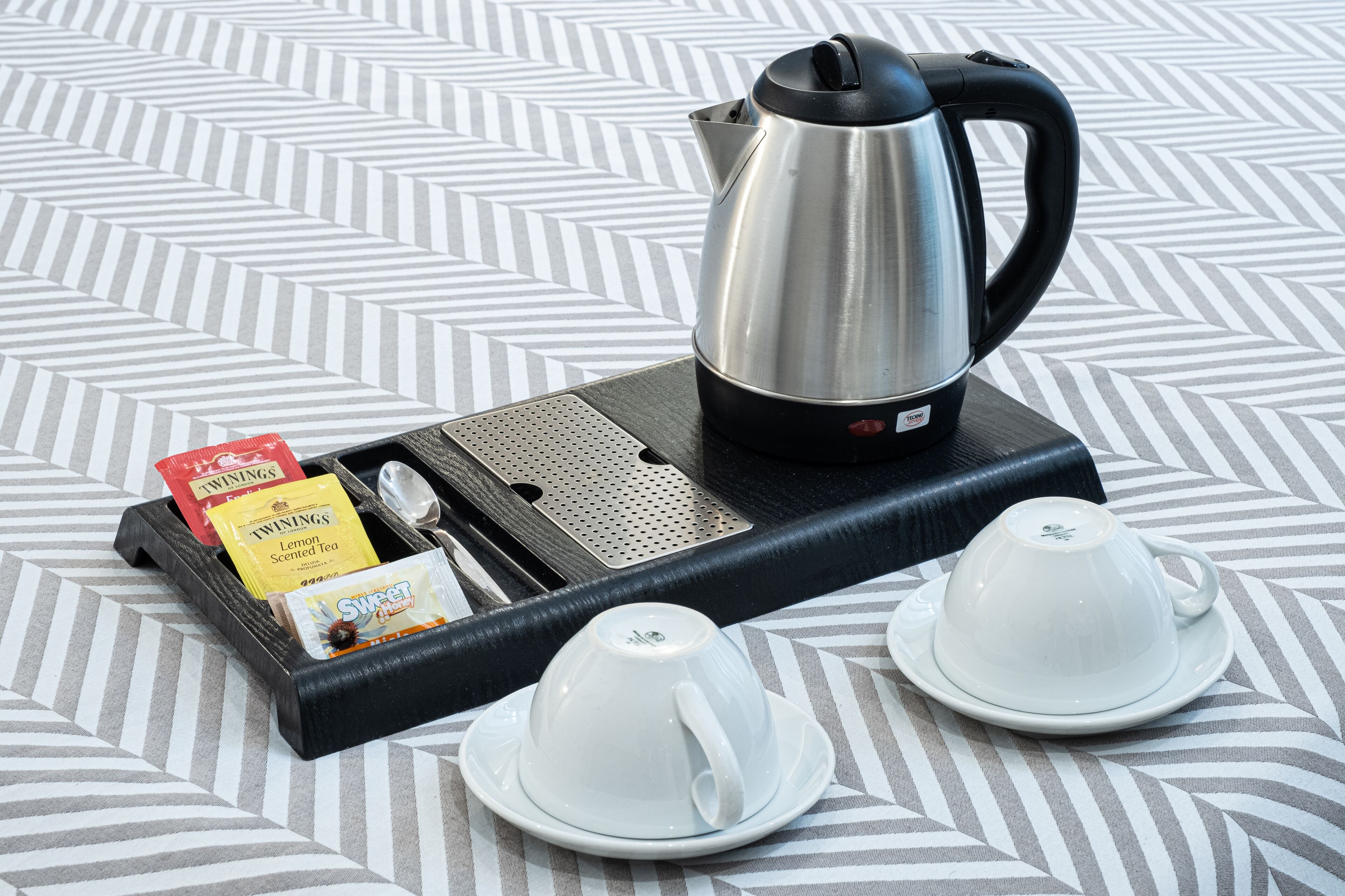 deluxe double room | room amenity