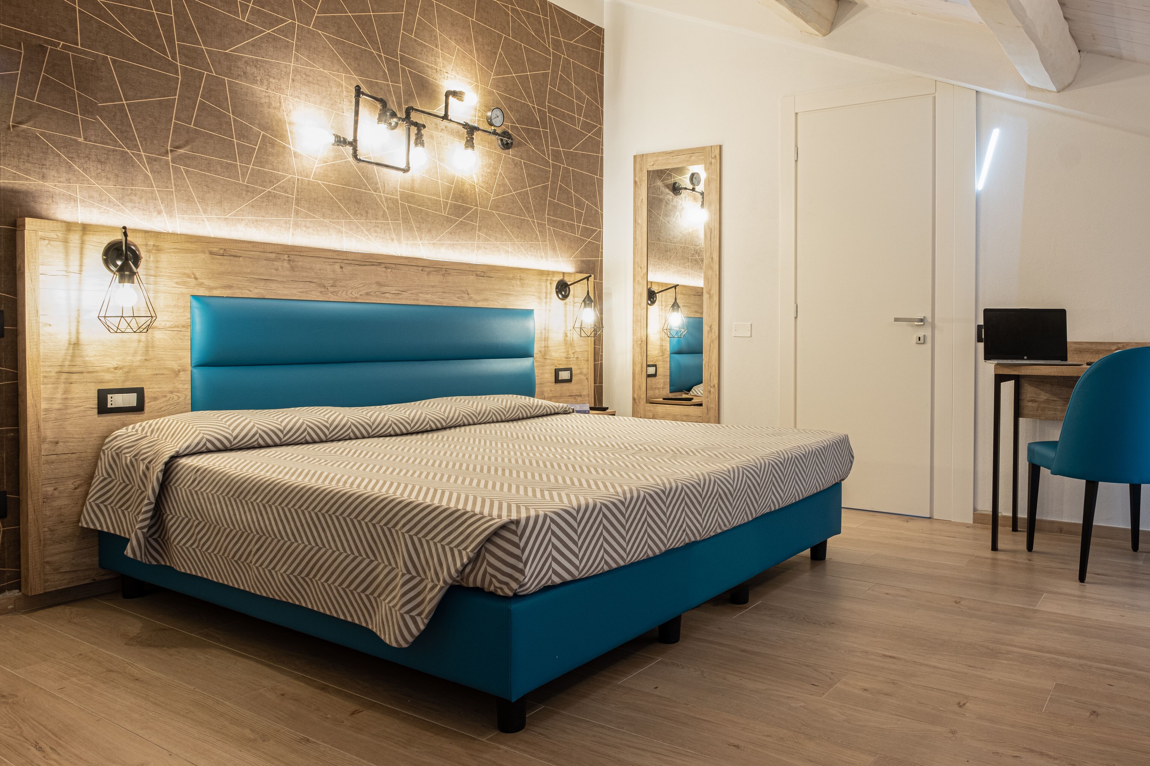 deluxe double room | in-room safe, soundproofing, iron/ironing board, cots/infant beds