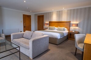 Dobbelt- eller tomannsrom – executive | 1 soverom, allergitestet sengetøy, safe på rommet og skrivebord